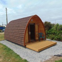 Prefab log cabin camping pods